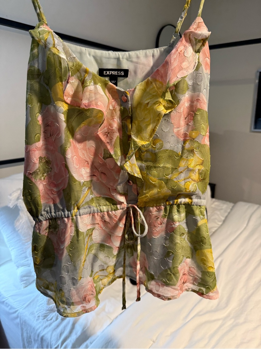Express Floral Sleeveless Blouse Size L | Sheer Chiffon Peplum Tank